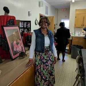 Meet your Posher, Eleniece